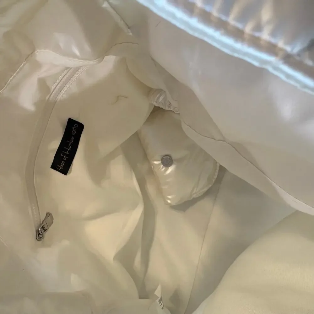House of Harlow 1960 Euphoria Pearl White Quilted Puffer Slouchy Hobo Bag